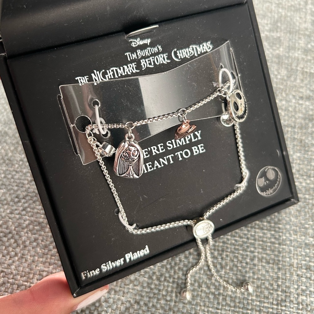 Disney Nightmare Before Christmas Bracelet - Picture 6 of 9